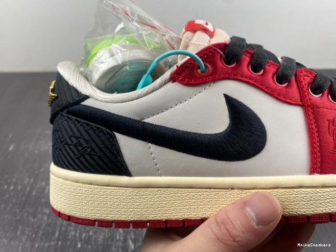MaikeSneakers Jordan FN0432-017 1 Low Home OG x Trophy Air Room 0806